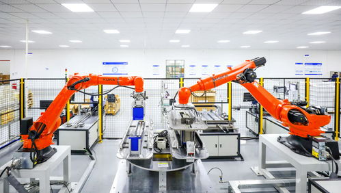 促進(jìn)數(shù)字技術(shù)與制造業(yè)深度融合，以人工智能集成服務(wù)賦能中國(guó)智造